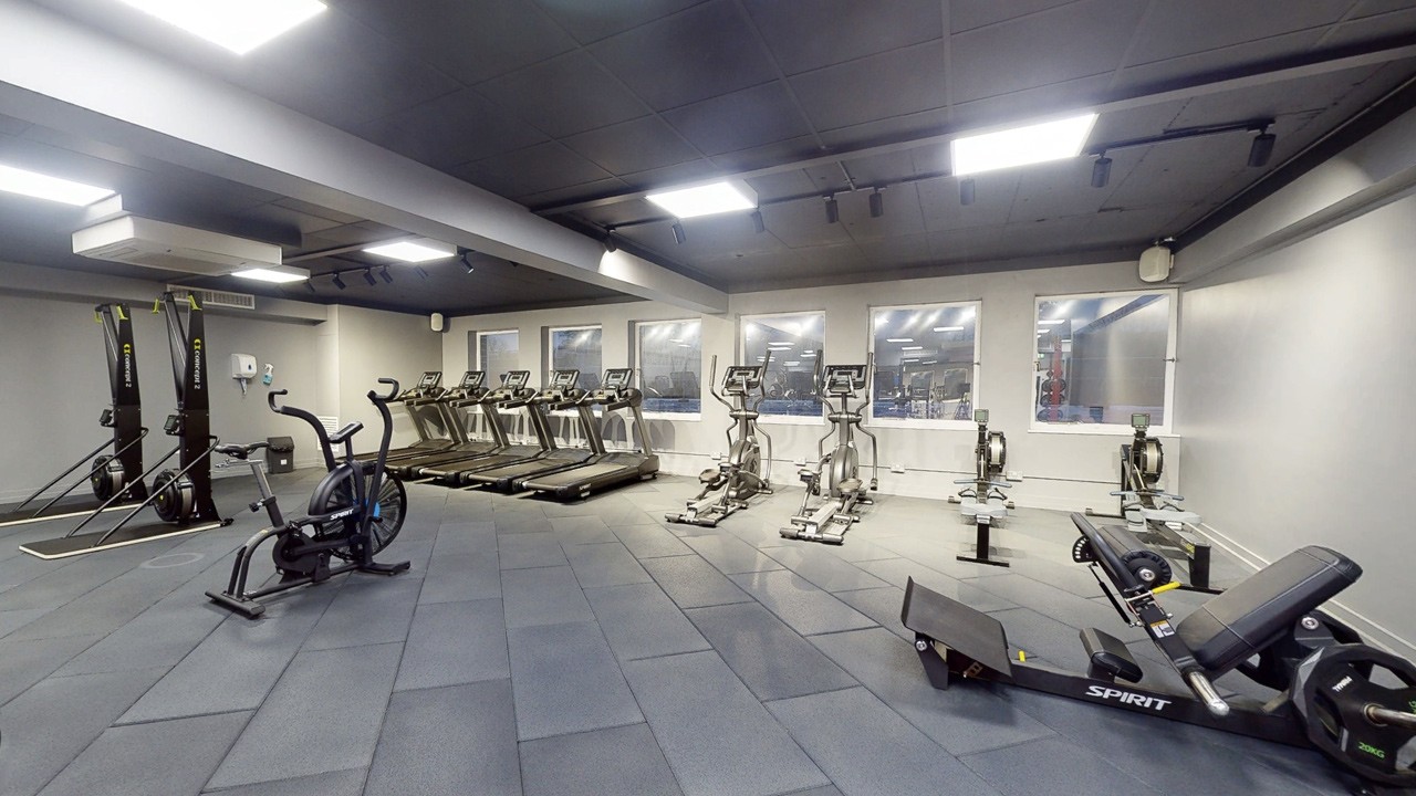 Тренажерный зал Hybrid Fitness Reigate, UK