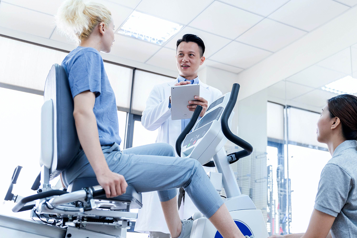 Реабилитационный горизонтальный велотренажер DYACO Medical 7.0R Реабилитационный горизонтальный велотренажер DYACO Medical 7.0R