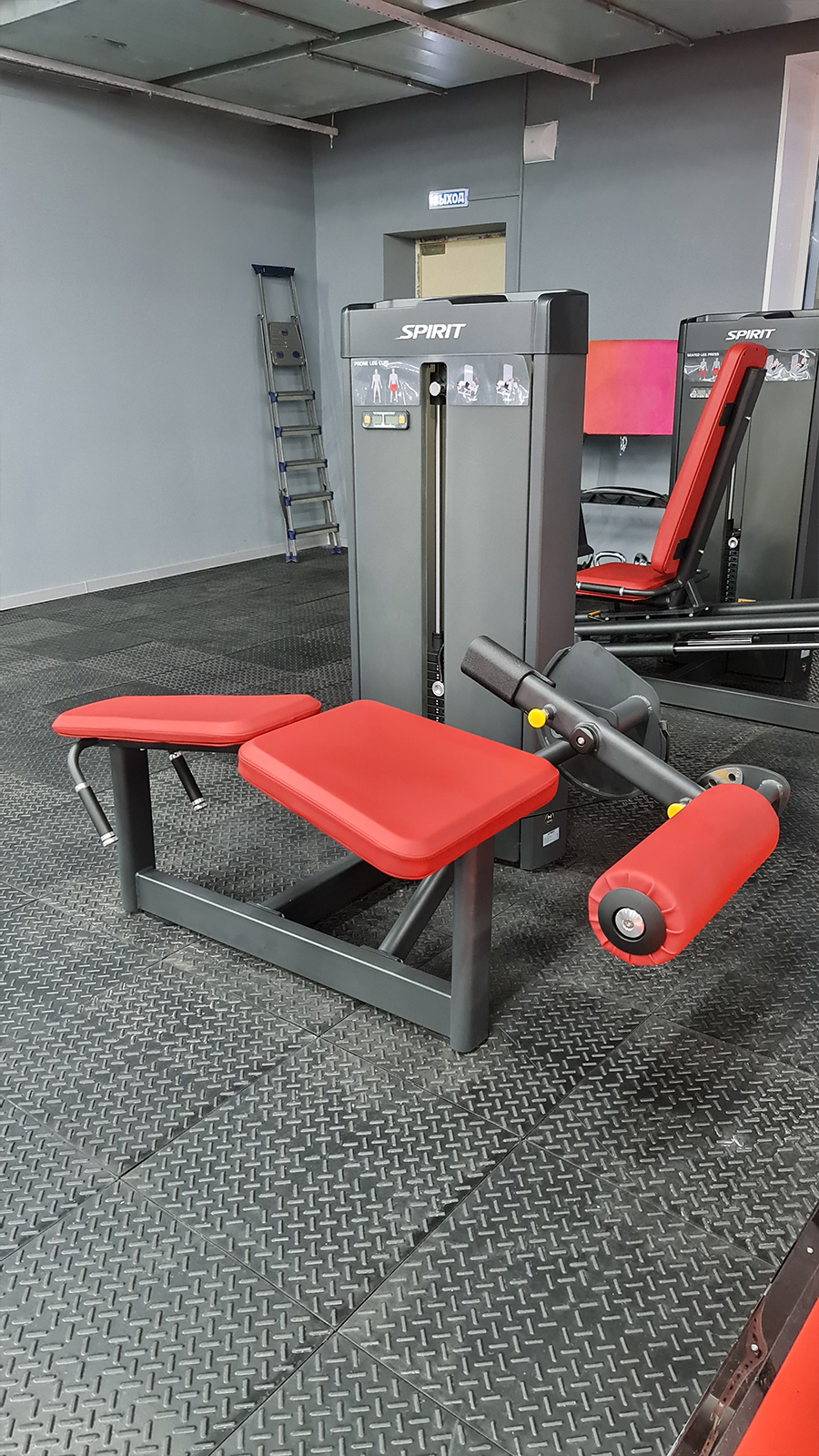 Фитнес-клуб TerraNova Фитнес-клуб TerraNova