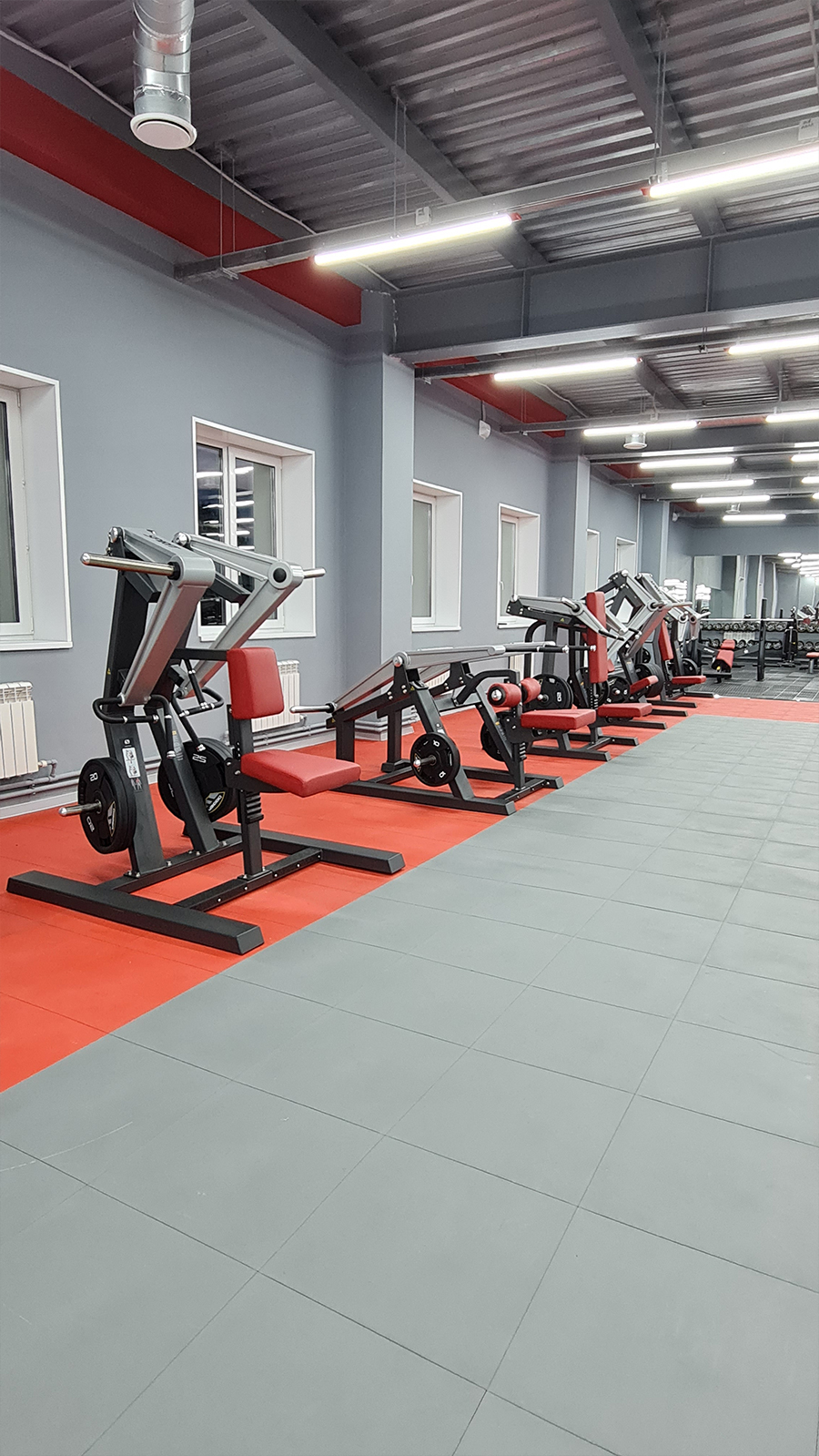 Фитнес-клуб TerraNova Фитнес-клуб TerraNova