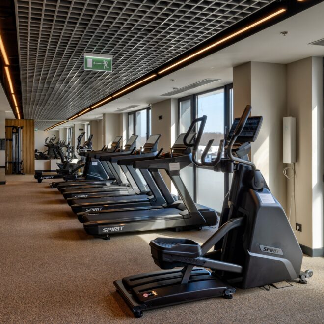 Фитнес-зал в отеле Эрбелия, Завидово