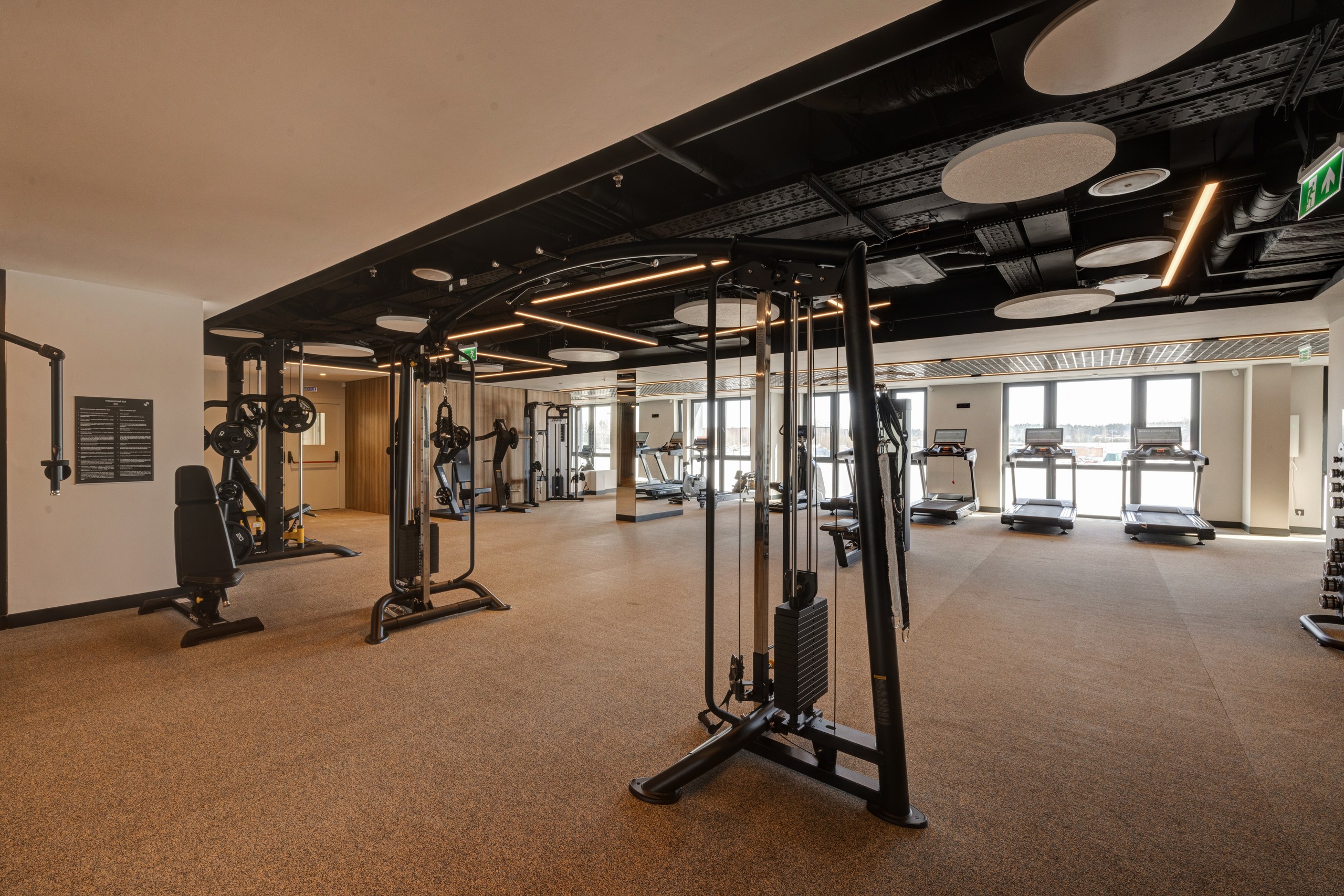 Фитнес-зал в отеле Эрбелия, Завидово